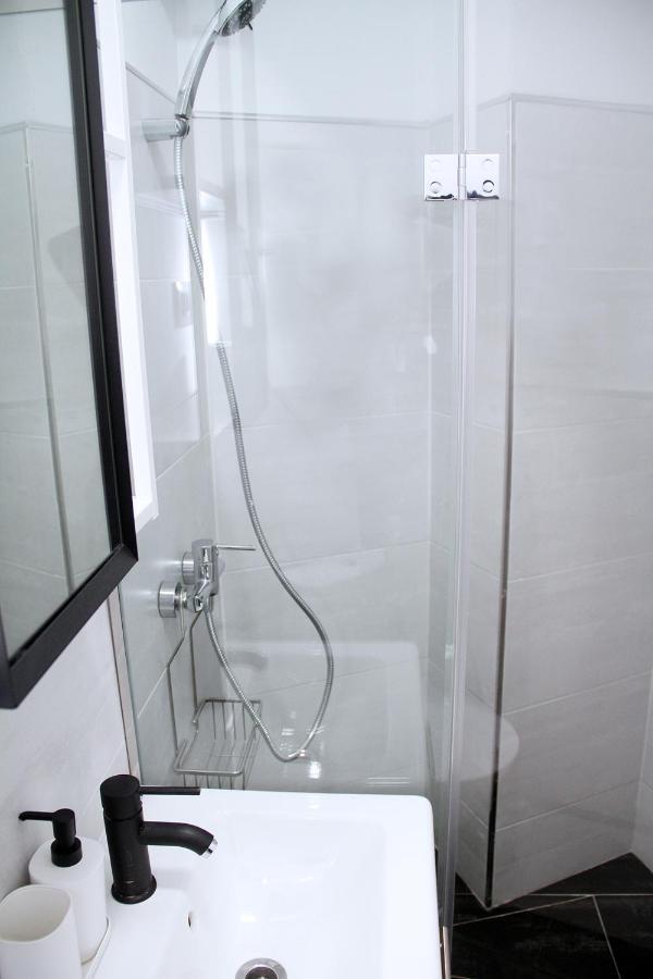 Apartamento En Madrid Bagian luar foto